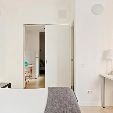 Cozy Apartment In Sagrada Familia Barcelona